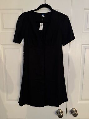 Old Navy Black Short-Sleeve Button Up Mini Dress - NWT  - Size Small Tsll
